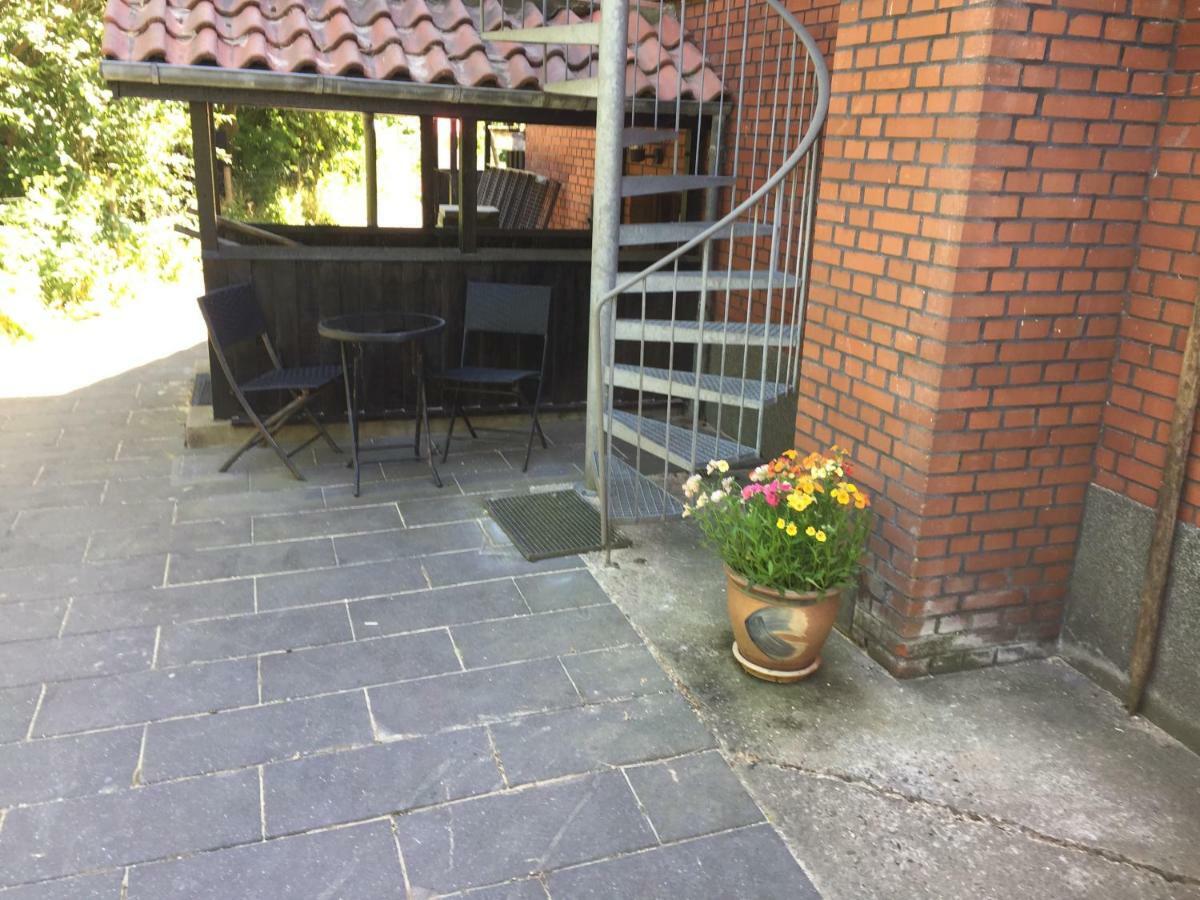 Selvbetjent Lejlighed I Centrum Ved Aen Apartment Ribe Exterior foto